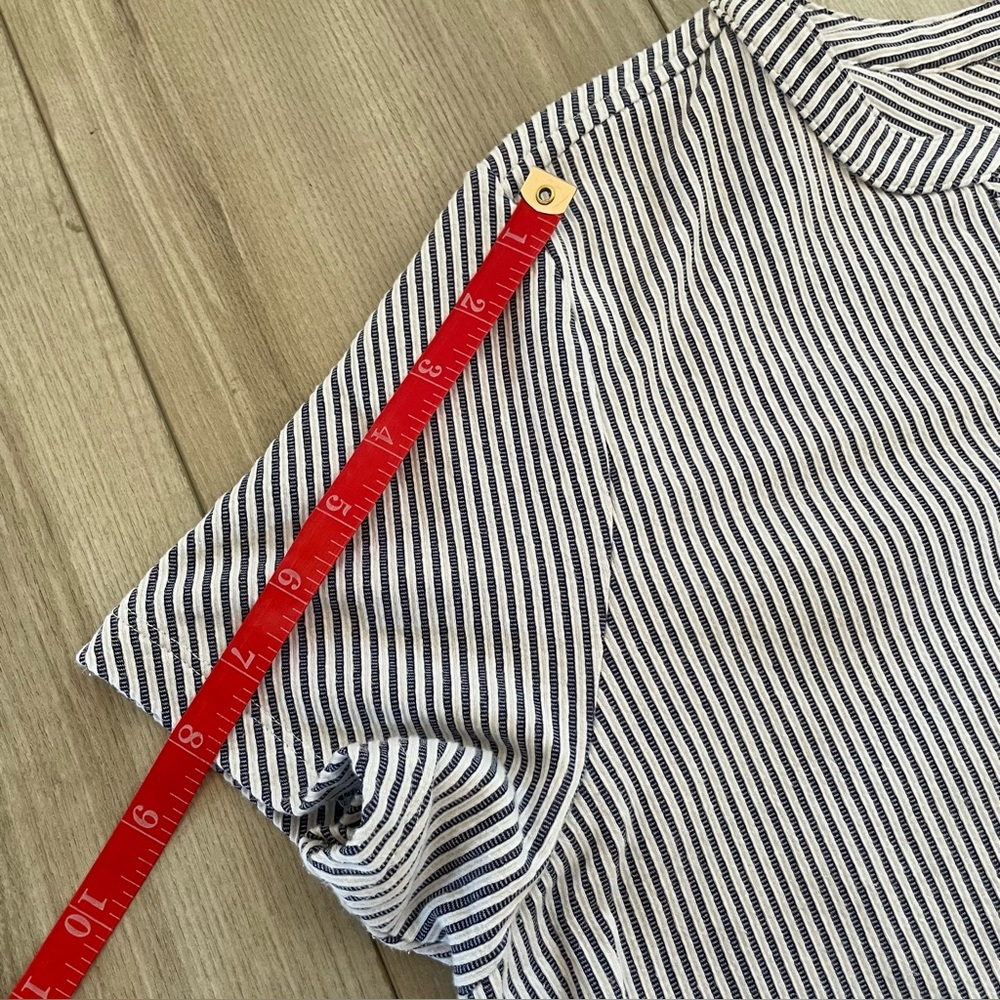 Isaac Mizrahi Navy and White Striped V-Neck Seersucker Dress - Picture 10 of 10
